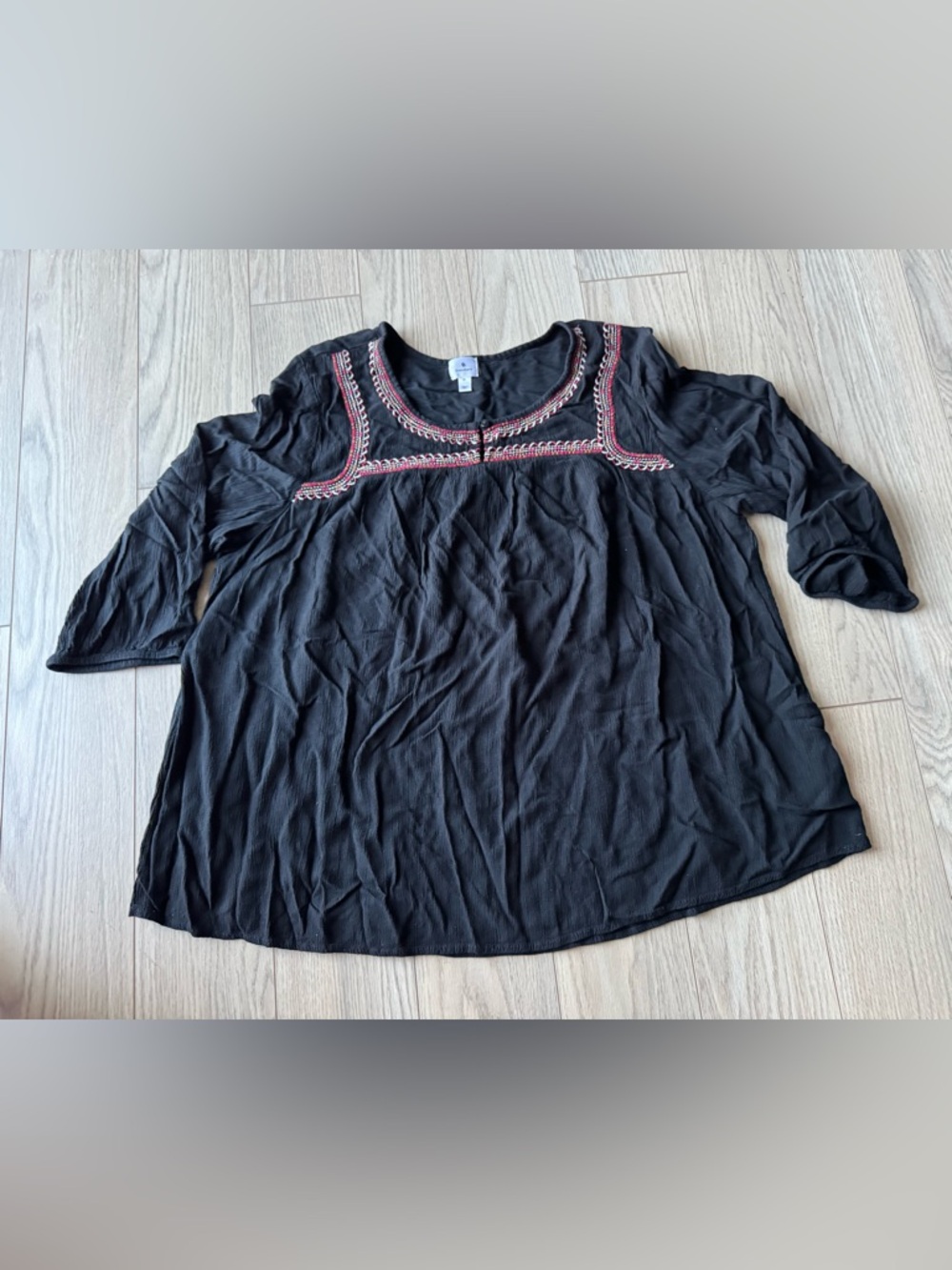 dressbarn Black Embroidered Scoop Neck Tunic with Red Detail